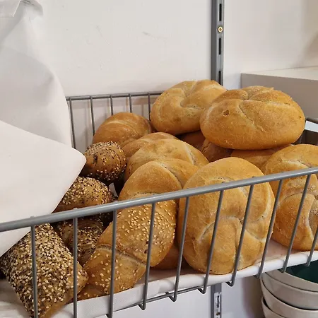 I Am Ξενοδοχείο Λεόμπεν