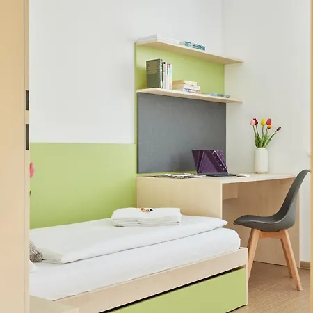 I Am Hotel 3*